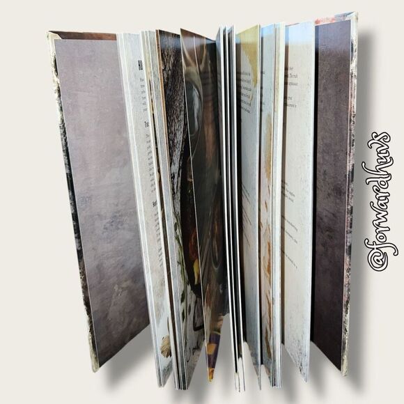 AMC Walking Dead Official Survival Cookbook - Picture 7 of 9